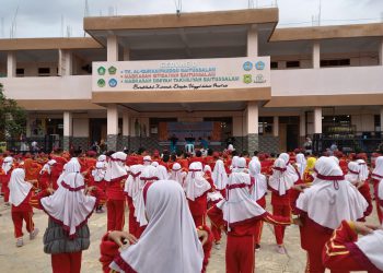 Setiap Hari Selasa PAUDQU/TKQ/MI/MDT Baitussalam Laksanakan Senam Pagi