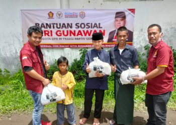 PWI Peduli Bersama RAI HG Santuni Ratusan Anak Yatim dan Jompo
