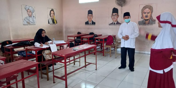 MI Baitussalam Laksanakan Ujian Praktek