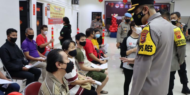 Polres Bersama 5 Perkumpulan Warga Tionghoa Sukabumi Gelar Vaksin Booster