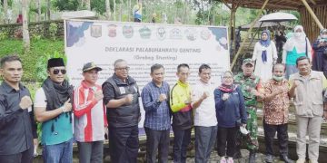 Dikecamatan Palabuhanratu Bupati Hadiri Deklarasi “Genting”