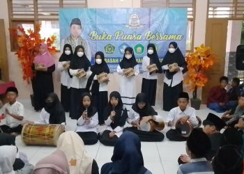 MI Baitussalam Cisaat Gelar Bukber