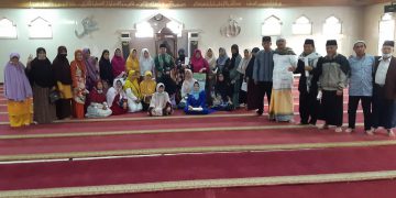 Jamaah Antusias dalam Pengajian Kuliah Subuh Ramadhan Qubbatul Islam