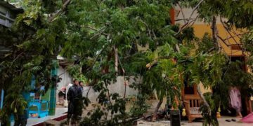 Bencana Alam Rusak Jembatan dan Rumah di Curugkembar