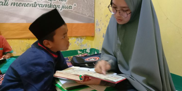 Tahfidz Al-Qur’an Fathiyyah Zahra Abdul Karim Cetak Generasi Qurani