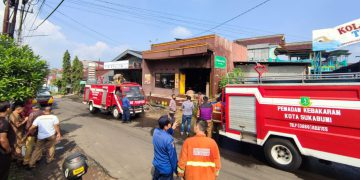 Ruko Penjual Bakso di Kota Sukabumi Kebakaran
