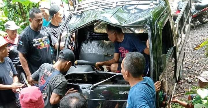Pickup Alami Kecelakaan di Jalan Raya Cidolog-Tegalbuleud