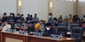 Rapat Paripurna DPRD, Bupati Sukabumi Sampaikan Pertanggung Jawaban APBD TA 2021