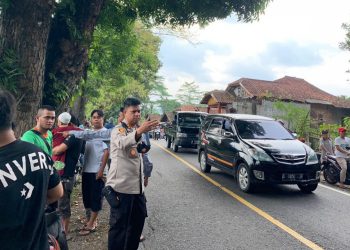 Aksi Spontan Kapolres Sukabumi, Atur Lalulintas di Lokasi Kecelakaan