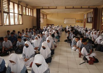 Siswa SMKN 3 Kota Sukabumi Antusias Ikuti Kegiatan Ceramah Kamtibmas Lemdiklat Polri Soal Bahaya Narkoba