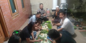 Pererat Silaturahmi dengan Masyarakat, Ini Cara Bhabinkamtibmas Polsek Kebonpedes