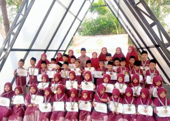 Kemenag Kab. Sukabumi Apresiasi Haflah Akhirussanah Ke-1 Pesantren Tahfidz Al-Qur’an Fathiyyah Zahra Abdul Karim