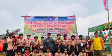 Regu Putra-Putri MI Baitussalam Siap Jaga Kekompakan Dalam Rangka Kegiatan Perkemahan HUT Pramuka Ke 61