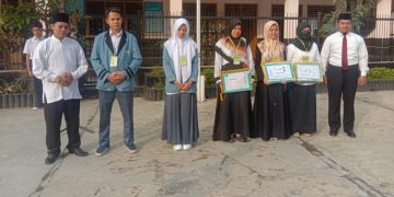 MA Baitussalam Cisaat Laksanakan PTS Ganjil