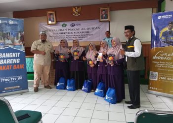 Kemenag Kab. Sukabumi Kerjasama Yayasan Ruang Baik, Salurkan 1000 Mushaf Al-Qur’an dan 1000 Buku Iqra