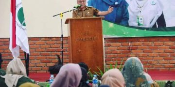 Wabup Buka Seminar Pencegahan Osteoporosis Perkumpulan Perwatusi