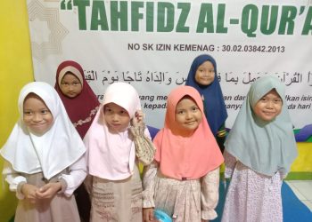 Pesantren Tahfidz Al-Qur’an Fathiyyah Zahra Abdul Karim Gelar Hari Santri Nasional