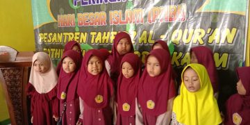 Pesantren Tahfidz Al-Qur’an Fathiyyah Zahra Abdul Karim Gelar Maulid Nabi Muhammad SAW.