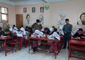 Kemenag Kab. Sukabumi Monitoring PAS Ganjil MI Baitussalam