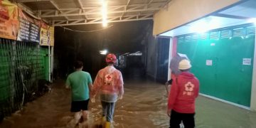 Akibat Irigasi Jebol, Beberapa Rumah di Kecamatan Cisaat Terendam Banjir