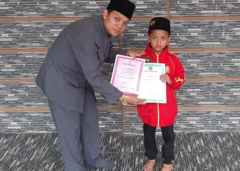 Fikri Haikal Abdul Karim, Siswa Kelas 1 MI Baitussalam Cisaat Raih Prestasi Gemilang