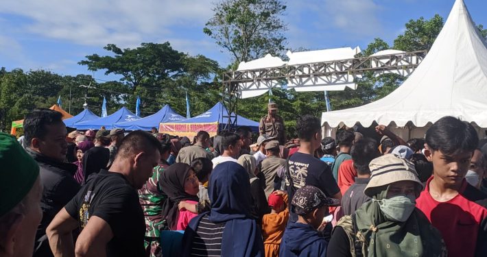 Makan Durian Lokal Sukabumi Gratis, 1.500 Kupon Habis dalam Sekejap