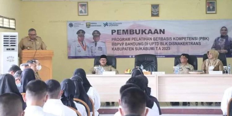 Bupati Marwan Buka Pelatihan Berbasis Kompetensi