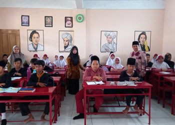 Kemenag Kab. Sukabumi Monitoring Pembelajaran MI Baitussalam Adaptasi Persiapan Kurikulum Merdeka  