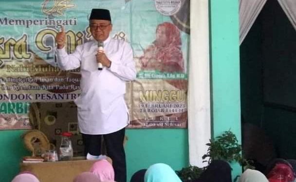 Wabup Iyos Hadiri Isra Mi’raj di Ponpes Salafi Tarniyatul Wildan Kecamatan Caringin