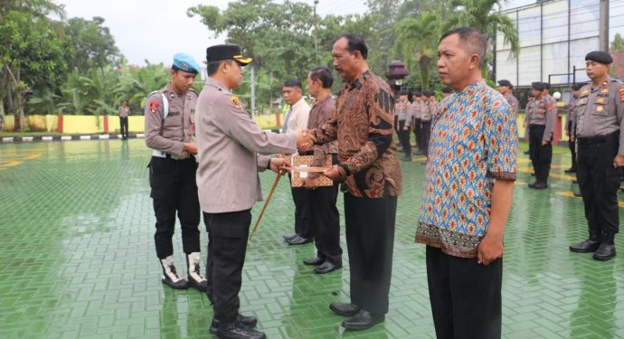 Empat Perwira di Polres Sukabumi Purna Bakti