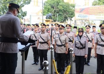 Enam Pejabat Polres Sukabumi Kota Diambil Sumpah Jabatan