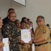 Bupati Bagikan Ratusan Beasiswa di Universitas Nusa Putra