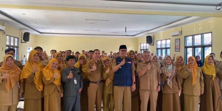 Walikota Buka Sosialisasi Program Adiwiyata Ke Berbagai SD dan SMP yang Digelar DLH