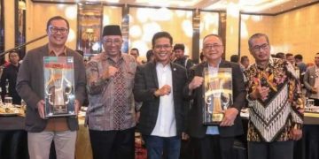 Wabup dan Wali Kota Terima Penghargaan dari Gubernur di Musrenbang RKPD Jabar 2024