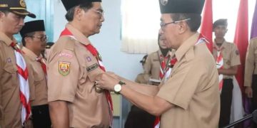 Ketua Kwarcab Gerakan Pramuka Kukuhkan Ketua Mabiran dan Kwarran Parakansalak