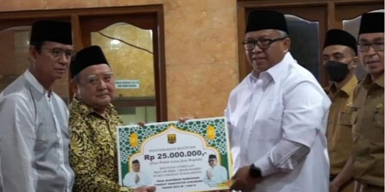 Muhibah Ramadan Bupati di Masjid Daarul Falah Sukalarang, Berikut Rangkaiannya