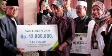 Muhibah Ramadan di Kecamatan Cidahu, Wabup Serahkan Bantuan dari BPJS Ketenagakerjaan