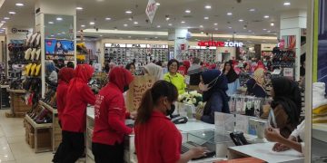 Pasca Hari ke 4 Lebaran Pusat Perbelanjaan di Kota Sukabumi Mulai Diserbu