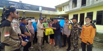 Aksi Sosial: Forkopimcam Cidahu Bantu Korban Angin Puting Beliung