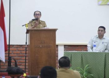 Sekda Ade Buka Bimtek Penyusunan Produk Hukum Daerah
