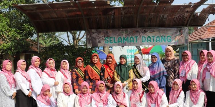 Pokja Bunda PAUD Kelurahan Jaya Mekar Kota Sukabumi Gelar Seminar Parenting