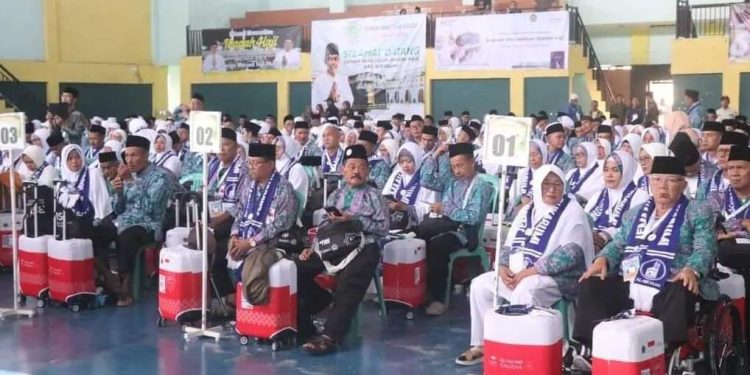 Sejumlah 366 Calon Jemaah Haji Sukabumi Dilepas, Ini Hrapan Bupati