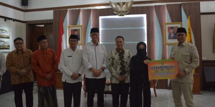 Pemkot Sukabumi Beri Penghargaan untuk Juara STQH di Tingkat Jawa Barat