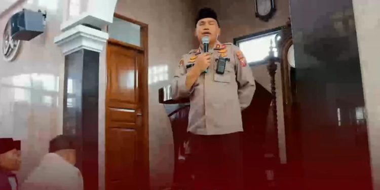 Serap Informasi Masyarakat, Kapolres Sukabumi Lakukan Safari dan Jumat Curhat
