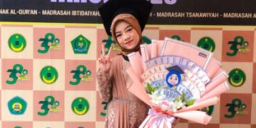 Fathiyyah Zahra Abdul Karim Raih Peringkat 1 dari Kelas I Sampai Kelas VI