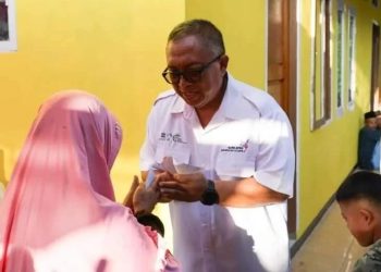Resmikan Masjid Al-Afghani Bupati Turut Santuni Yatim dan Jompo di Kecamatan Ciracap