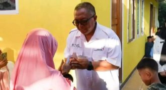 Resmikan Masjid Al-Afghani Bupati Turut Santuni Yatim dan Jompo di Kecamatan Ciracap