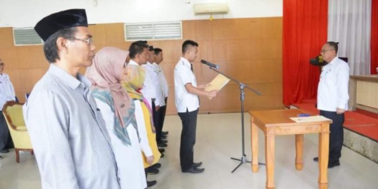 Wabup Kukuhkan Sejumlah PPK dan Penandatanganan Pakta Integritas