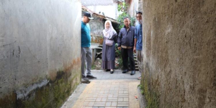 Lurah Sudajaya Hilir Ajak Masyarakat untuk Merawat Sarana yang Telah Dibangun Melalui P2RW