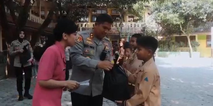 Wujud Kepedulian, Polres Sukabumi Gelar Santunan Anak Yatim